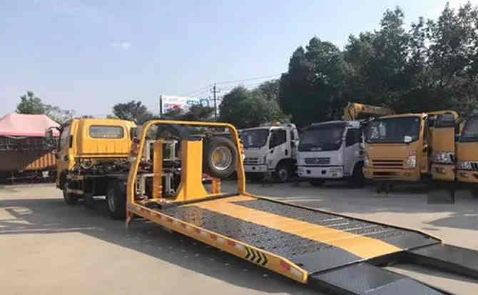 墨江汽车中途维修案例
